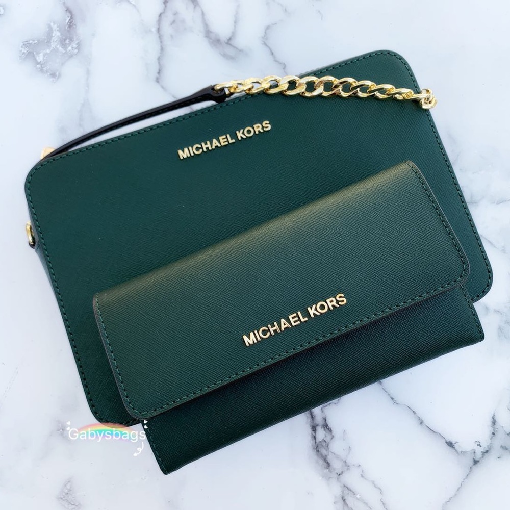 👜💕Michael Kors Crossbody &Wallet SET - Picture 7 of 8